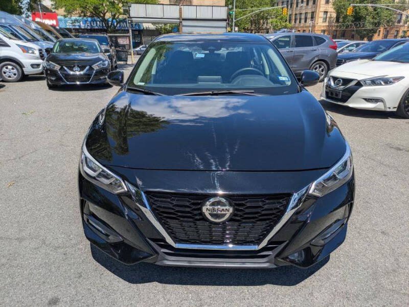 Used 2024 Nissan Sentra SV w/ SV Premium Package FWD image 2