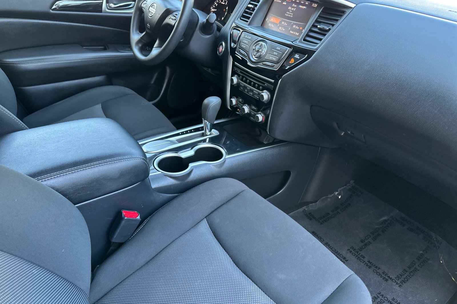Used 2019 Nissan Pathfinder S image 20