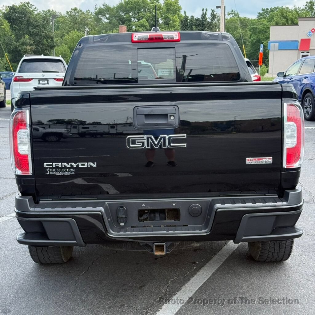 Used 2015 GMC Canyon SLE w/ All-Terrain Package AWD/4WD image 12