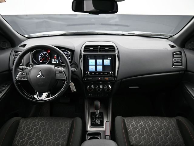 Used 2024 Mitsubishi Outlander Sport AWD image 12