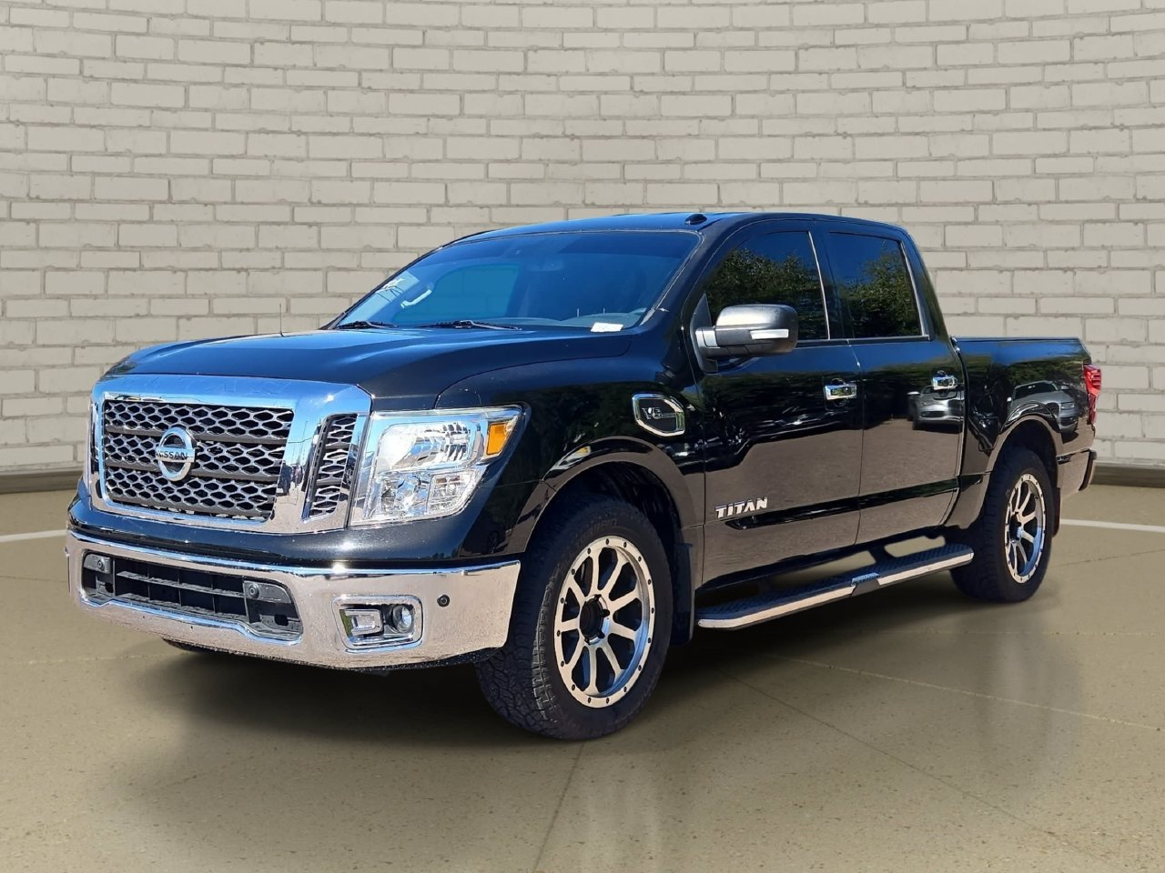 Used 2017 Nissan Titan SV