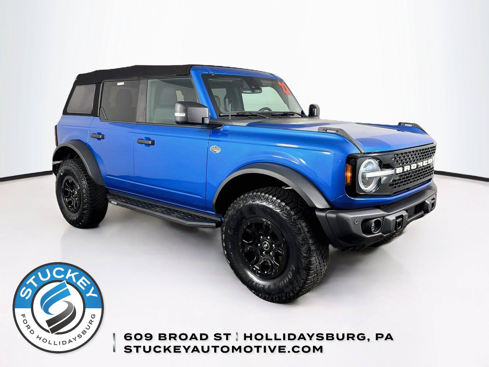 Used 2023 Ford Bronco Wildtrak AWD/4WD image 1