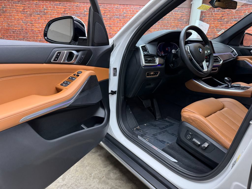 Used 2022 BMW X5 xDrive40i w/ Premium Package AWD/4WD image 10