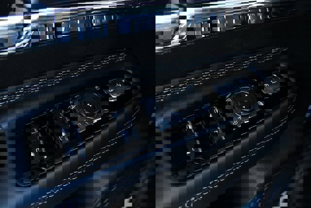 New 2026 Lincoln Corsair Premiere image 37