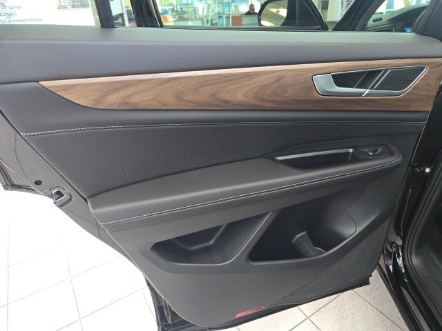 New 2026 Volkswagen Atlas SE image 11