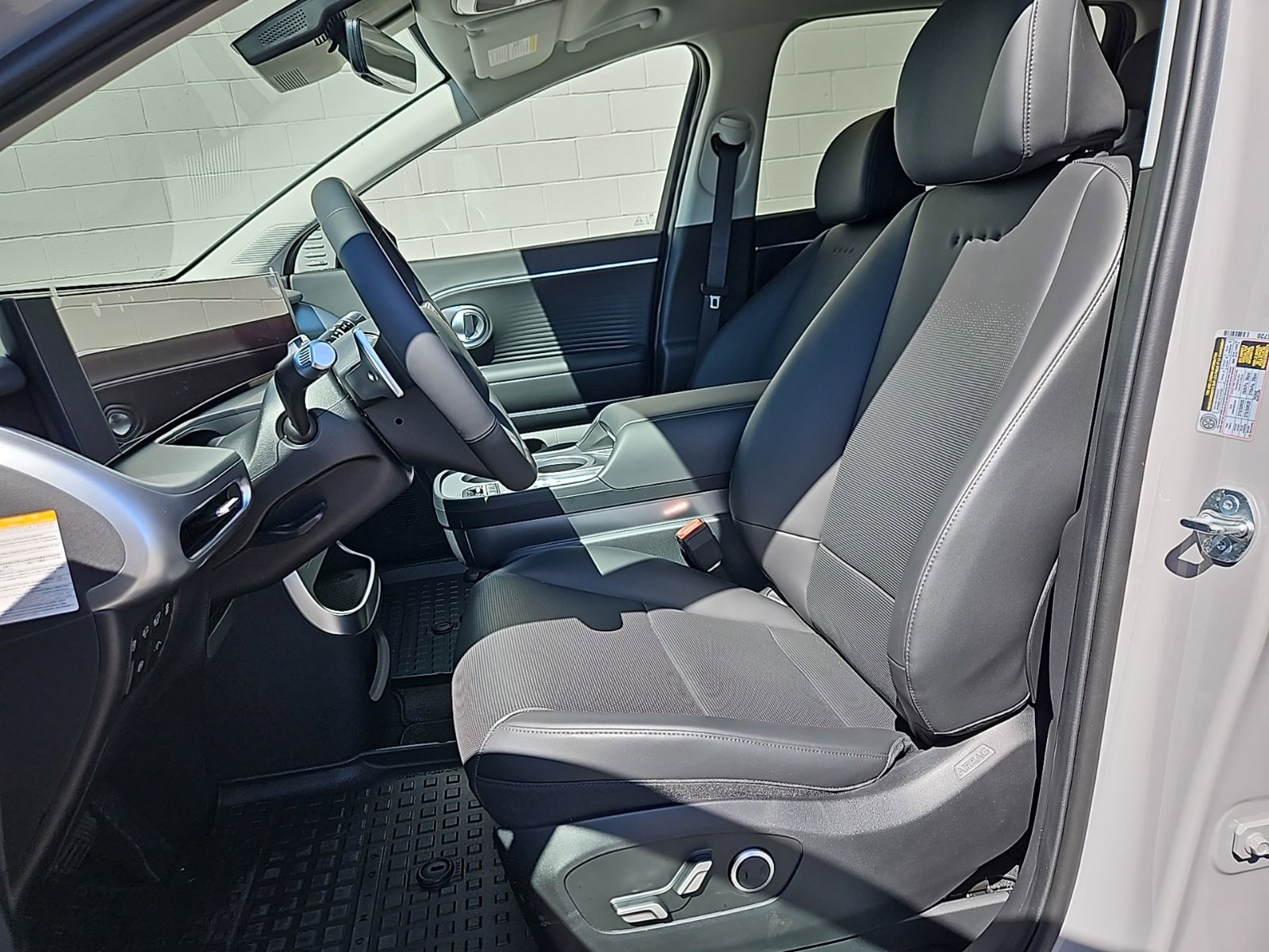 New 2026 Hyundai Ioniq 9 SEL image 10