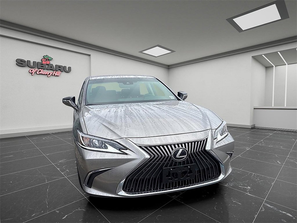 Used 2021 Lexus ES 350 w/ Premium Package image 4