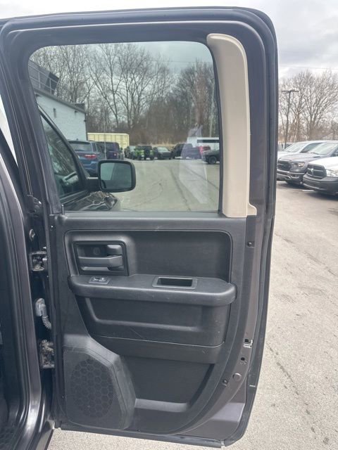 Used 2019 RAM 1500 Express w/ Express Value Package image 29