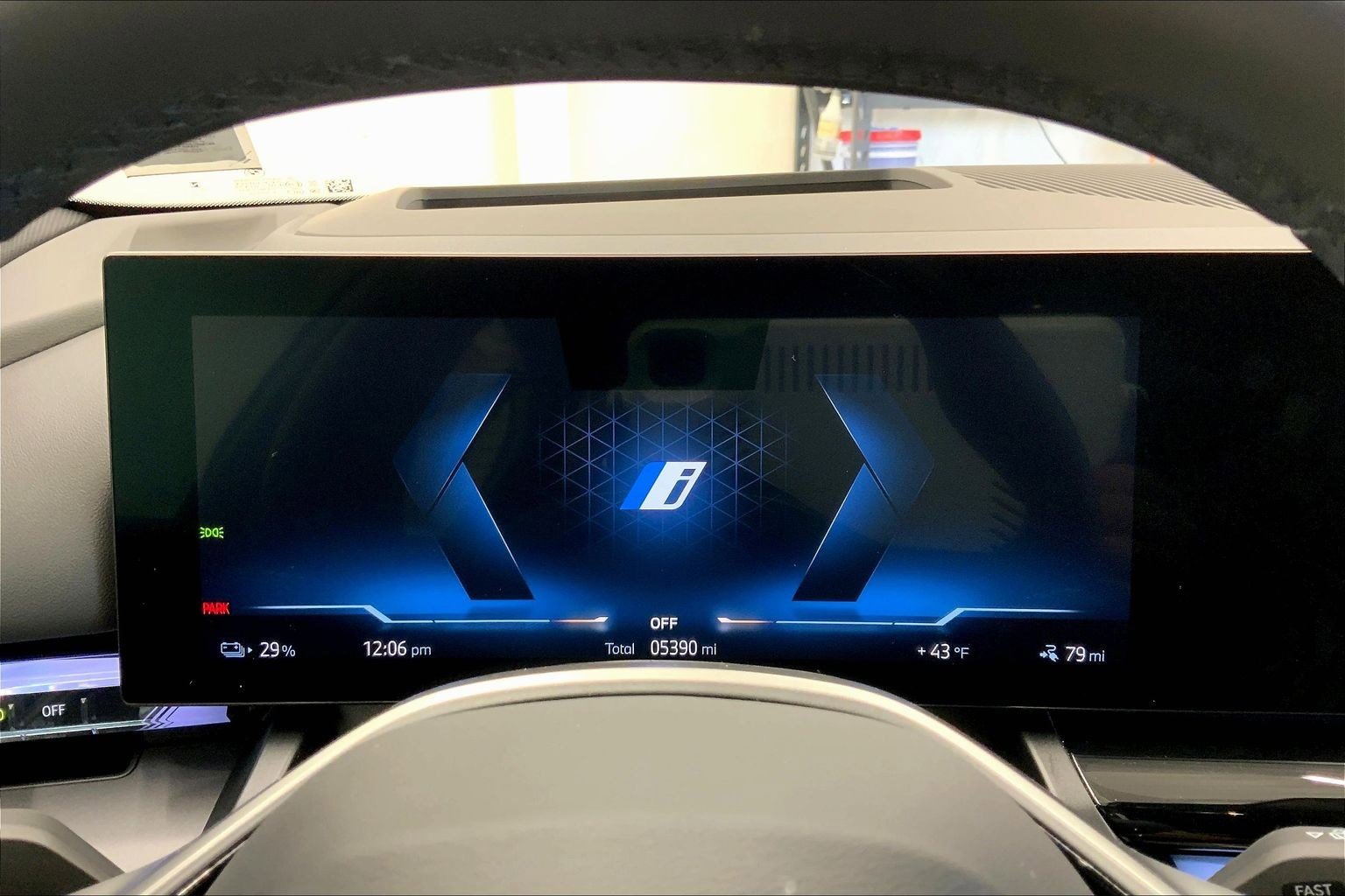 Used 2024 BMW i5 eDrive40i w/ Premium Package image 23