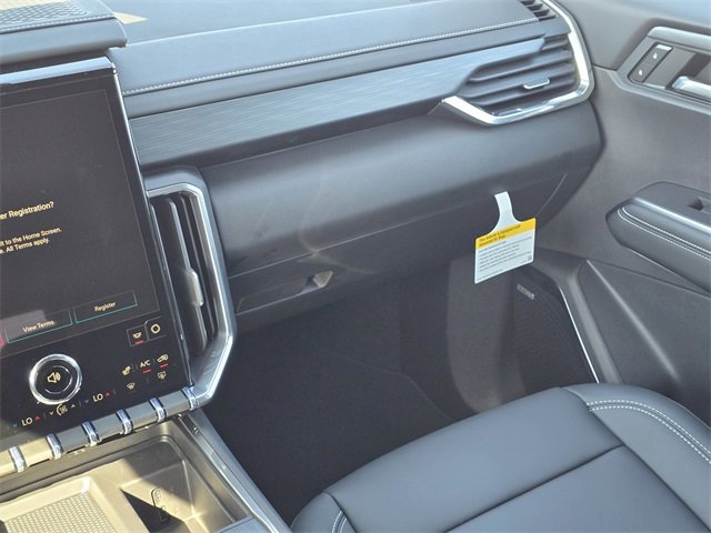 New 2026 GMC Acadia Elevation w/ Elevation Premium Package image 17