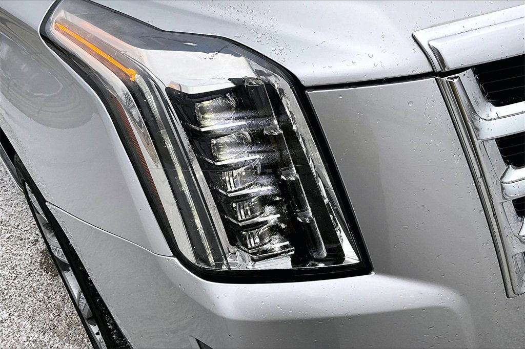 Used 2015 Cadillac Escalade ESV Premium image 26