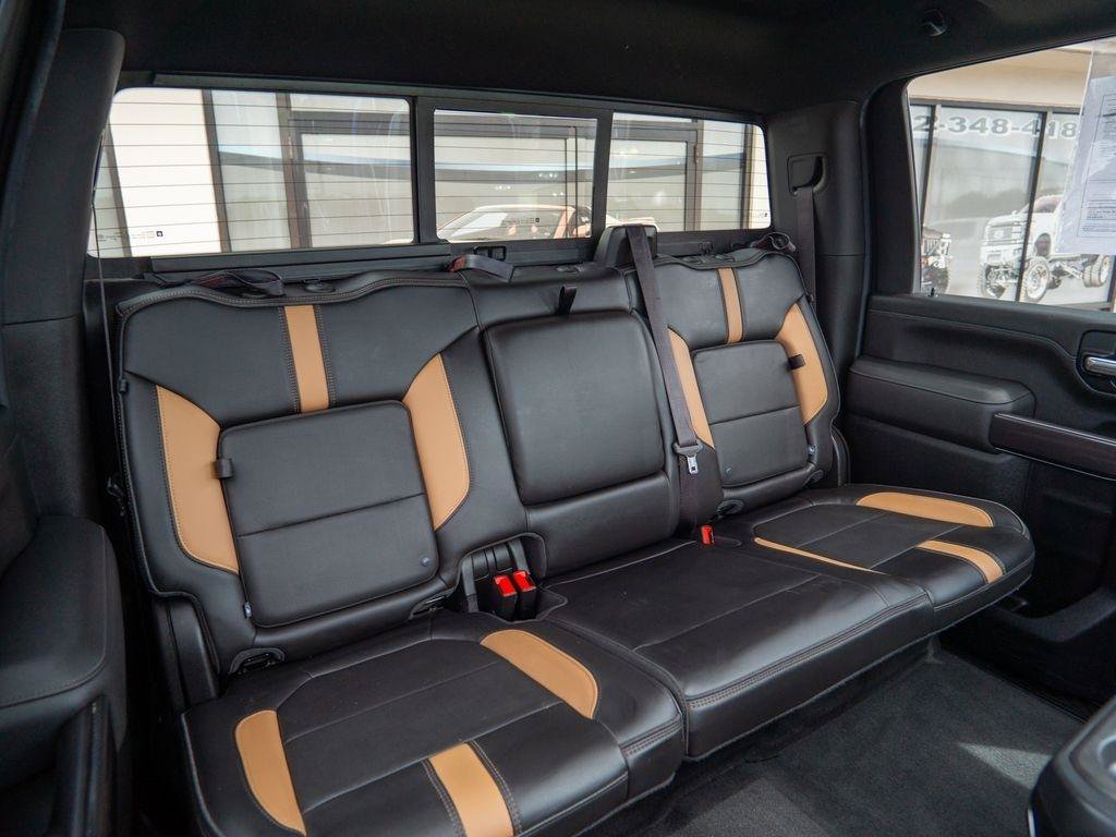 Used 2021 Chevrolet Silverado 2500 LTZ w/ Carhartt Edition AWD/4WD image 38