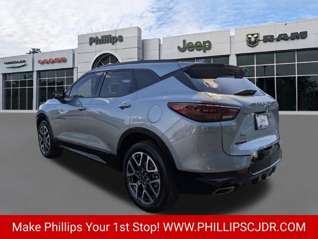 Used 2025 Chevrolet Blazer RS w/ Driver Confidence II Package FWD image 5