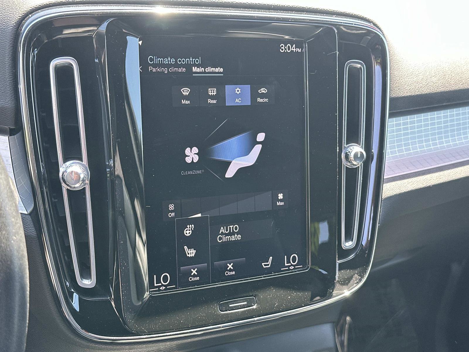 Used 2019 Volvo XC40 T5 Momentum AWD/4WD image 11