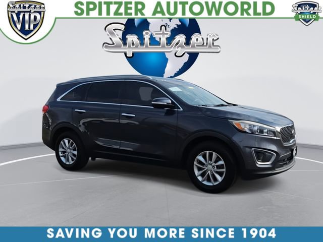 Used 2016 Kia Sorento LX image 2