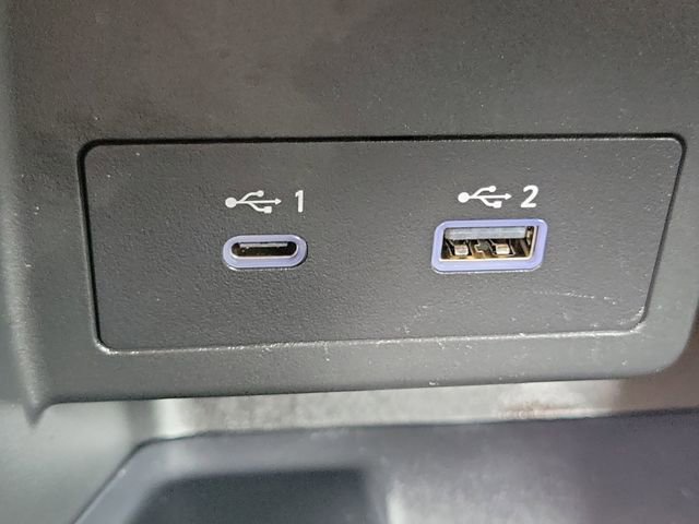 Used 2023 Nissan Kicks SV image 15