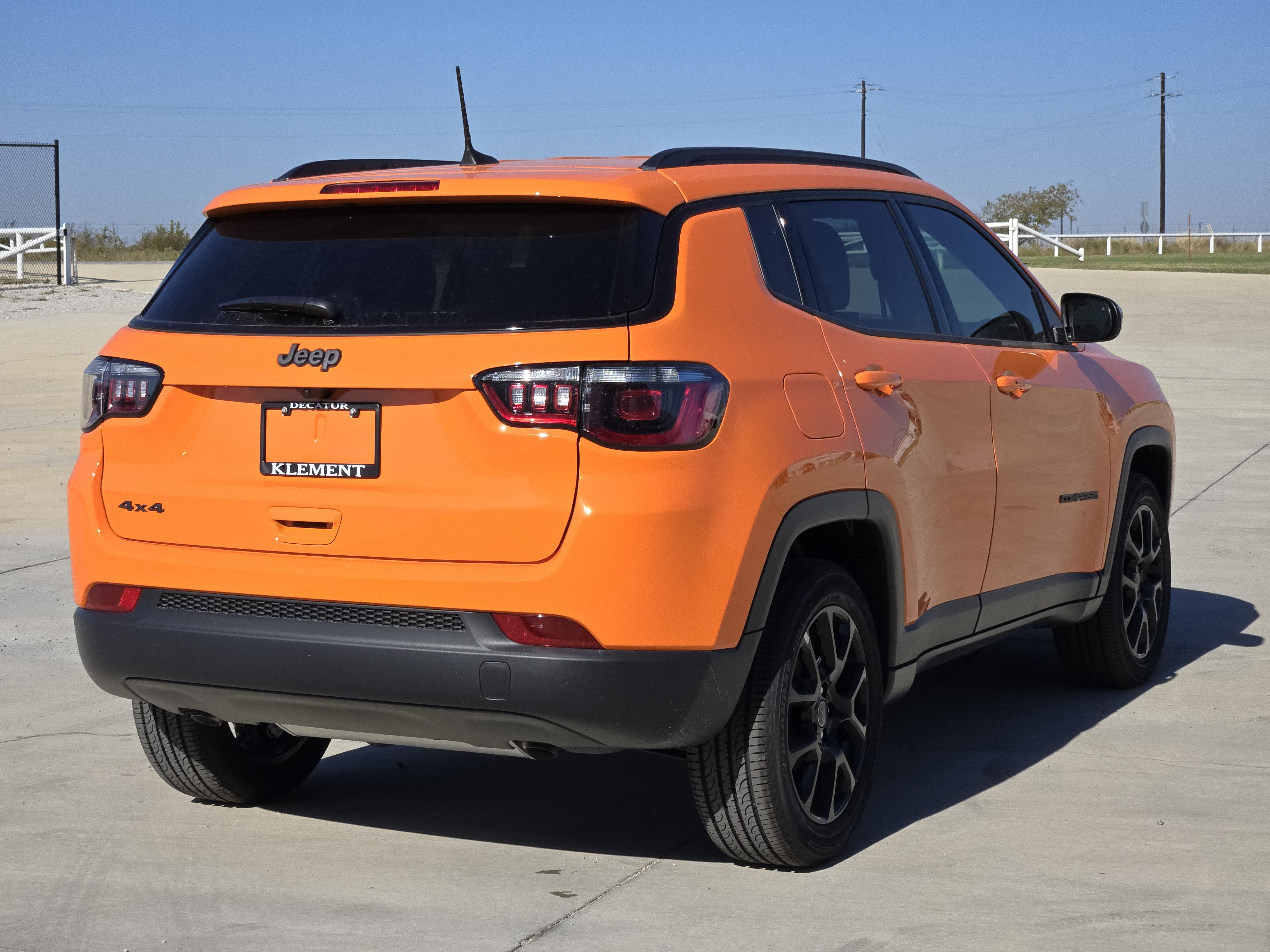 New 2026 Jeep Compass Latitude AWD/4WD image 5