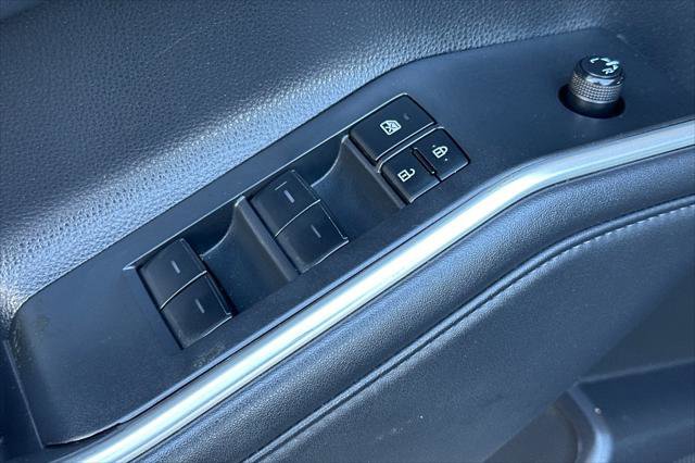 Certified 2022 Toyota Highlander XLE image 13