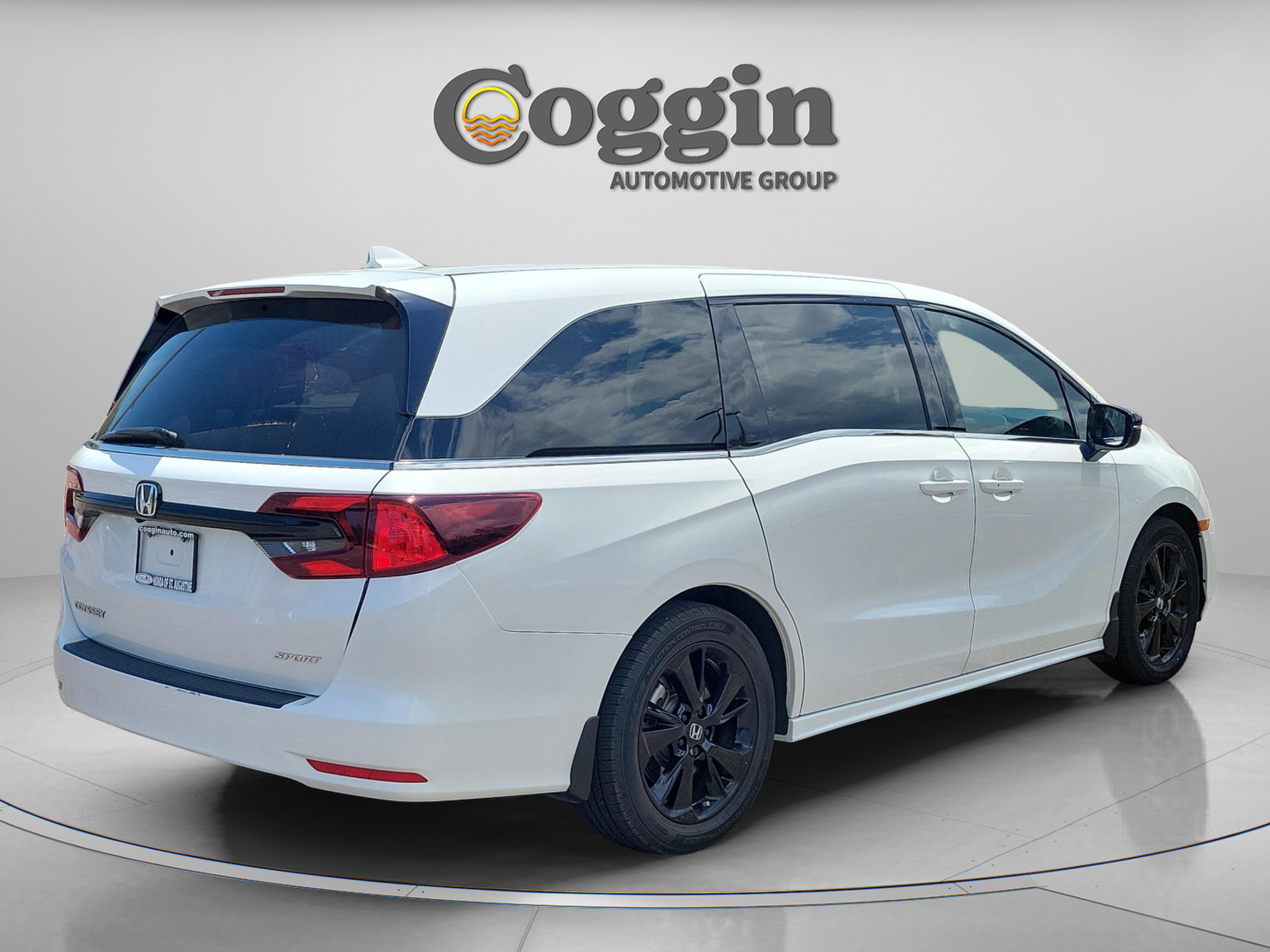 Used 2023 Honda Odyssey Sport image 5