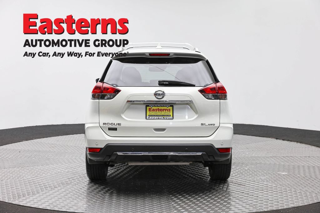 Used 2020 Nissan Rogue SL w/ Premium Package AWD/4WD image 6