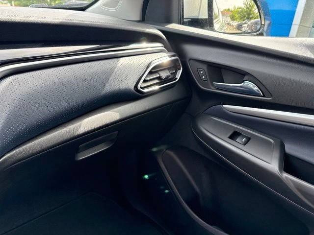 Used 2022 Chevrolet Bolt EUV Premier FWD image 28