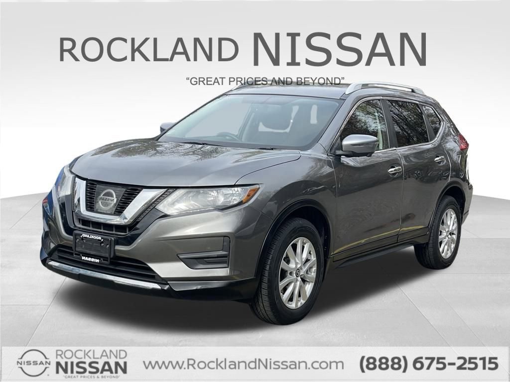 Used 2017 Nissan Rogue SV w/ SV Premium Package
