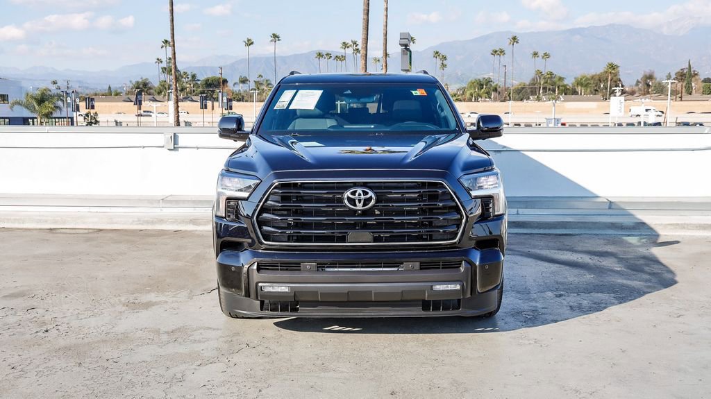 Used 2025 Toyota Sequoia SR5 image 3