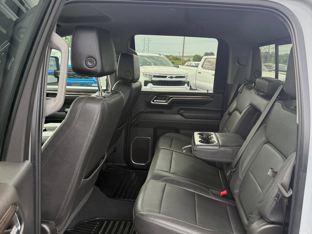 Used 2024 Chevrolet Silverado 3500 LT w/ Safety Package AWD/4WD image 31