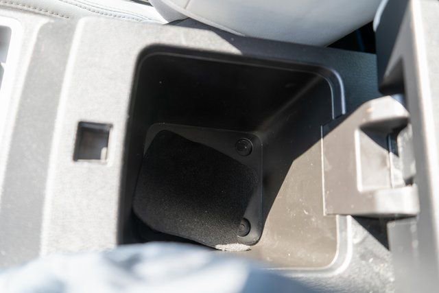 Used 2023 Mitsubishi Outlander 4WD Plug-In Hybrid image 39