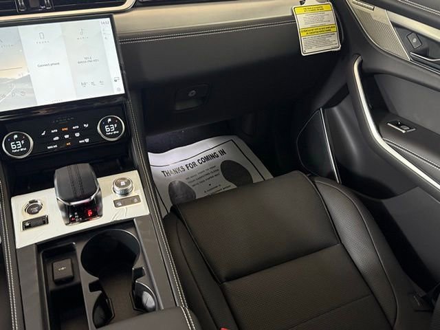 New 2026 Jaguar F-PACE R-Dynamic S image 23