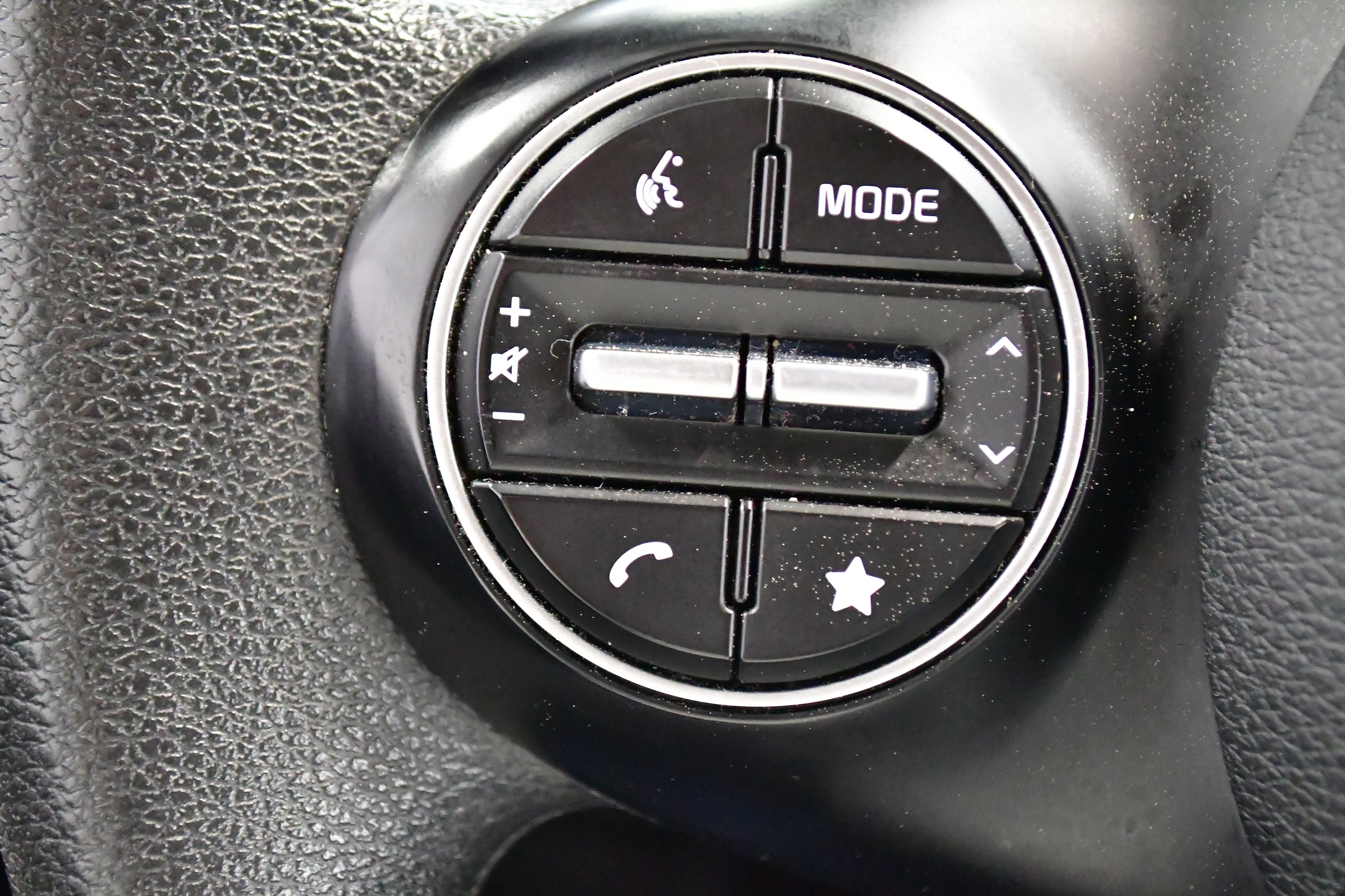 Used 2024 Kia Soul LX w/ Option Group 015 FWD image 22