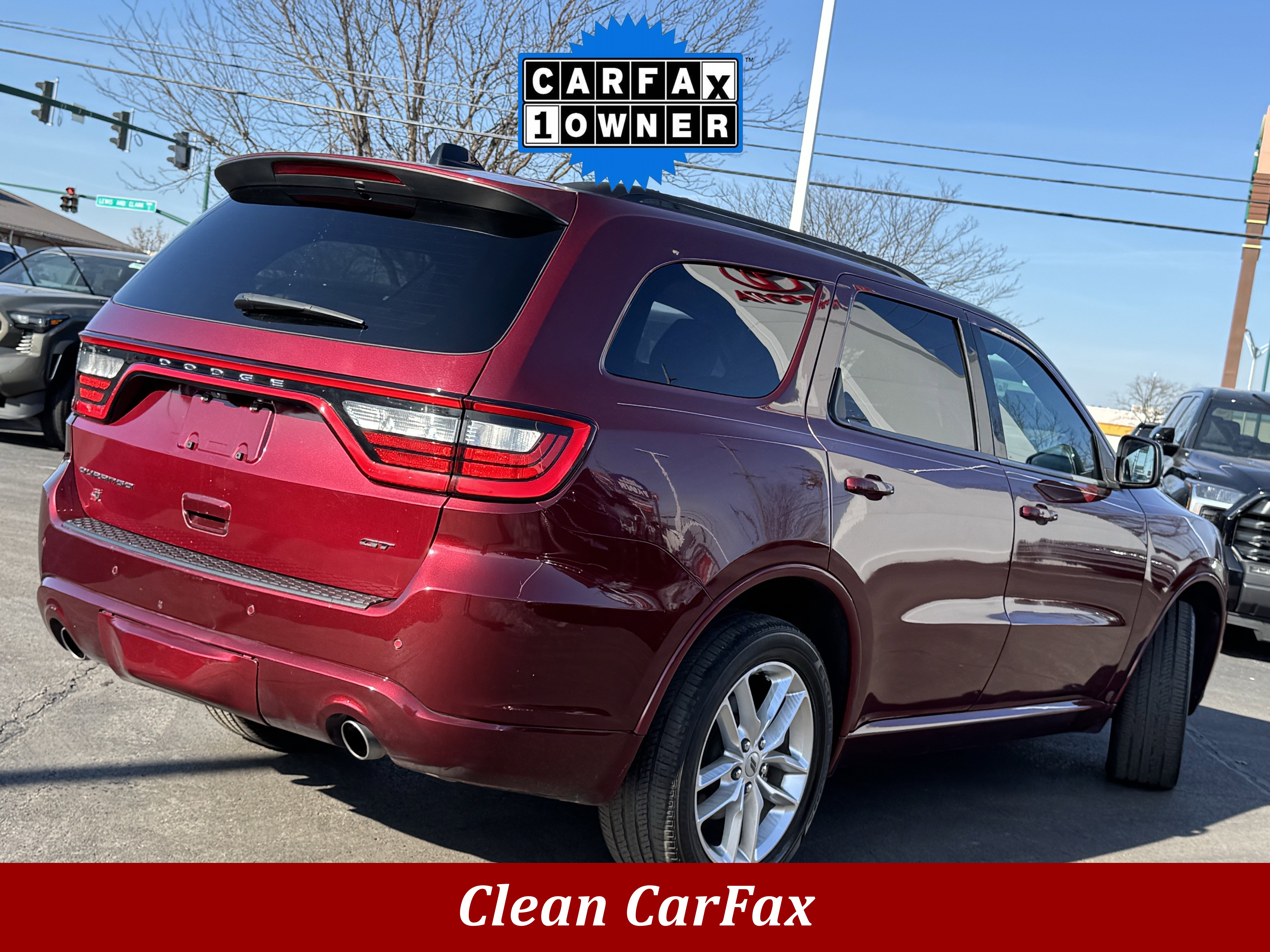 Used 2023 Dodge Durango GT image 3