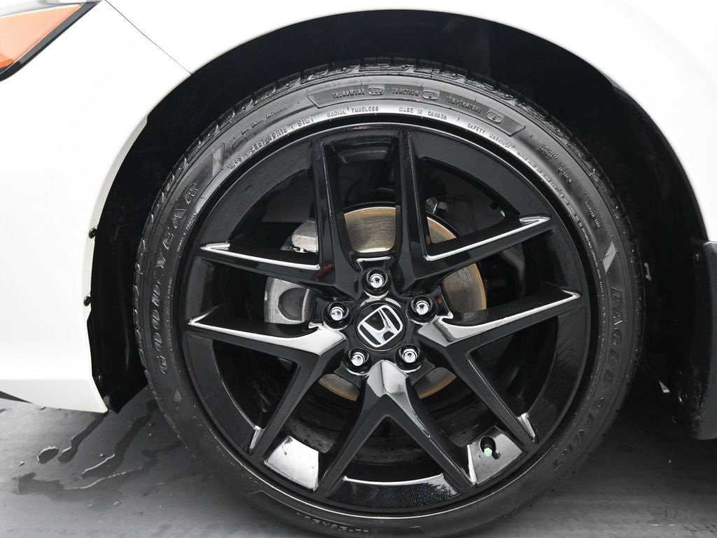 Used 2025 Honda Civic Sport image 14