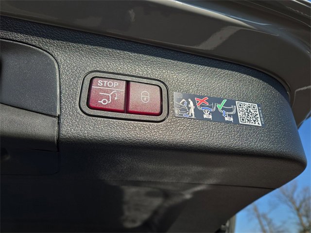 New 2026 Mercedes-Benz GLS 450 4MATIC image 35