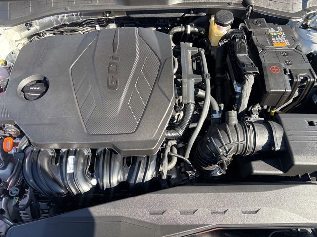 Certified 2025 Hyundai Sonata SE image 32