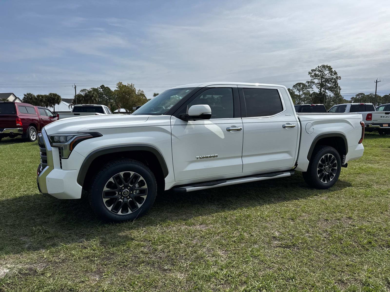 Used 2022 Toyota Tundra Limited AWD/4WD image 7