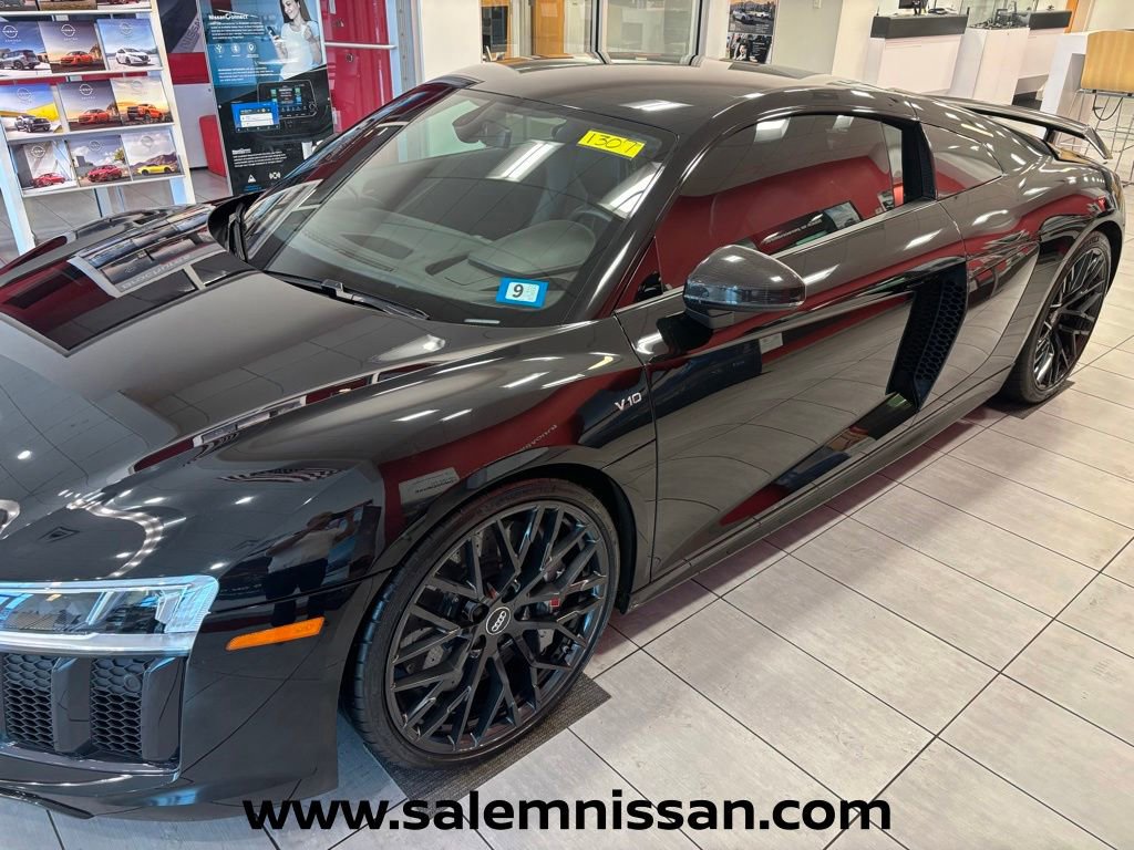 Used 2017 Audi R8 V10 plus AWD/4WD image 3