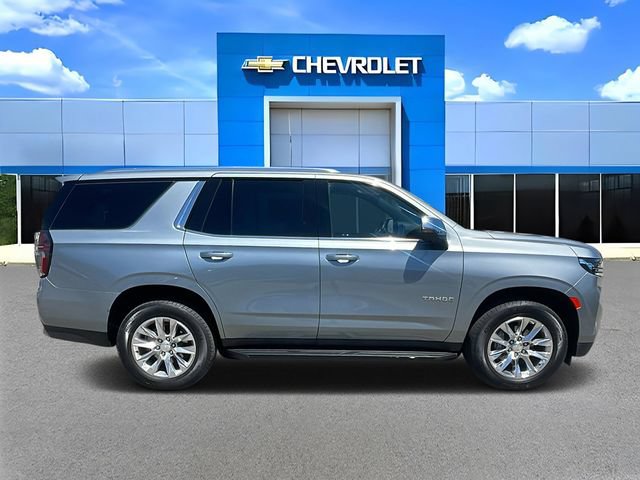 Used 2023 Chevrolet Tahoe Premier w/ Max Trailering Package AWD/4WD image 2