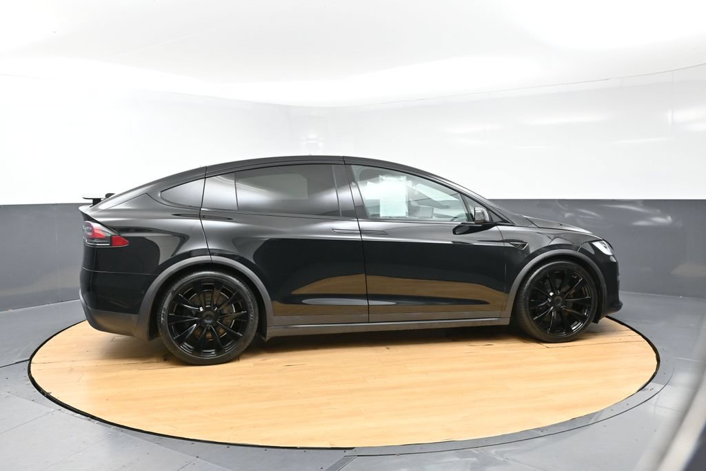 Used 2022 Tesla Model X AWD/4WD image 2