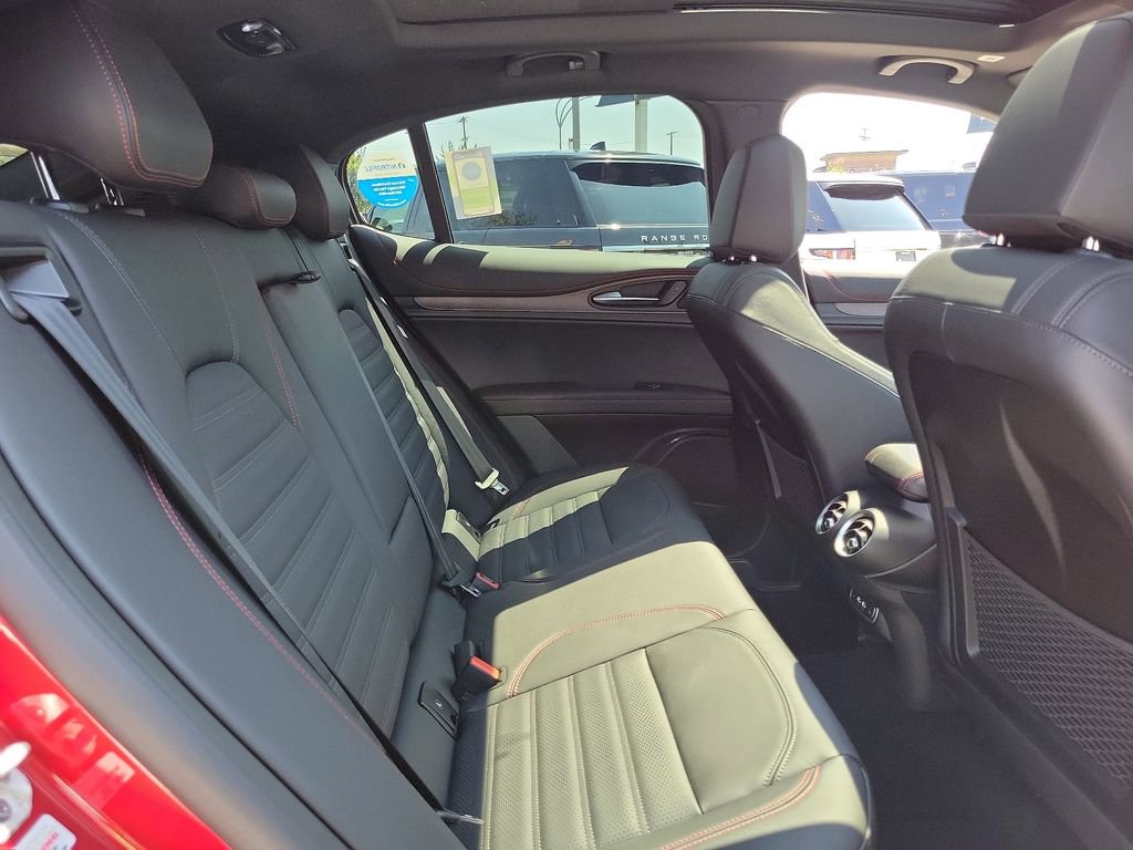 New 2024 Alfa Romeo Stelvio Quadrifoglio image 18