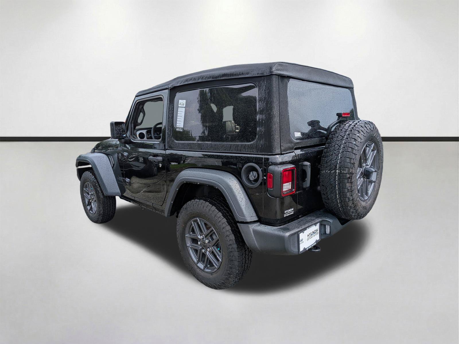 Used 2024 Jeep Wrangler Sport AWD/4WD image 6