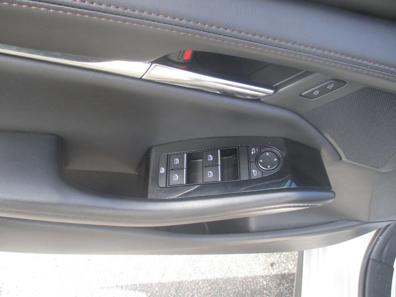 Used 2025 MAZDA MAZDA3 s image 13
