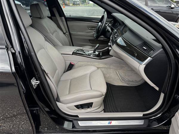 Used 2013 BMW 535i Sedan RWD image 13