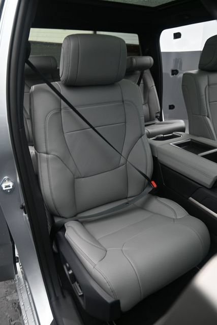 New 2026 Toyota Tundra Limited AWD/4WD image 16