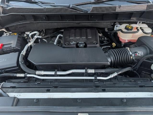 Used 2023 Chevrolet Silverado 1500 LT AWD/4WD image 9