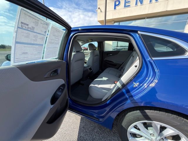 Used 2023 Chevrolet Malibu LT image 16