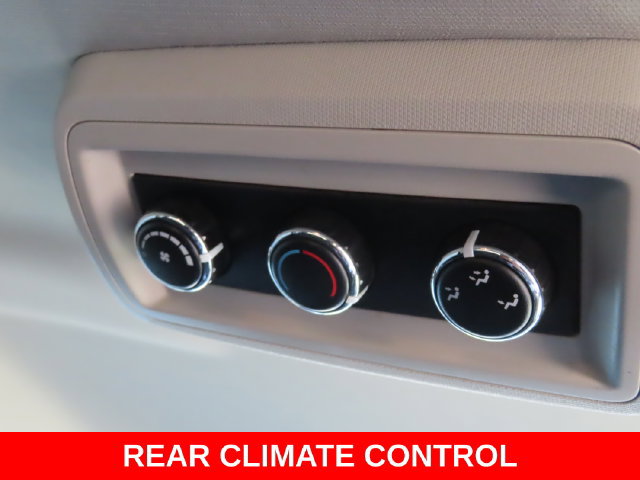 Used 2019 Dodge Journey SE FWD image 25