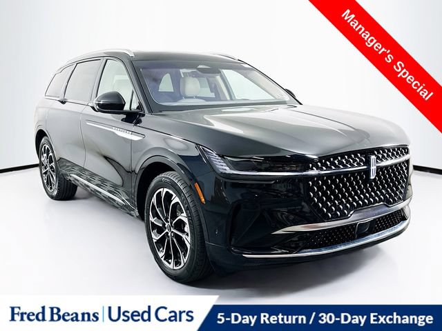 Certified 2024 Lincoln Nautilus Reserve w/ Equipment Group 202A AWD/4WD image 1