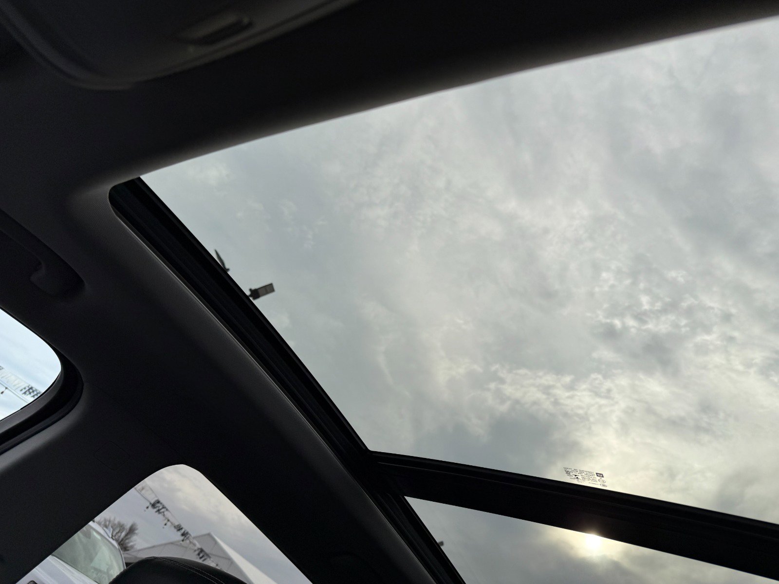 Used 2022 GMC Terrain SLT w/ Elevation Edition image 37