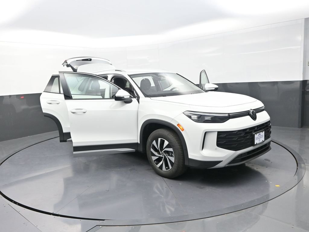 New 2026 Volkswagen Tiguan S image 27